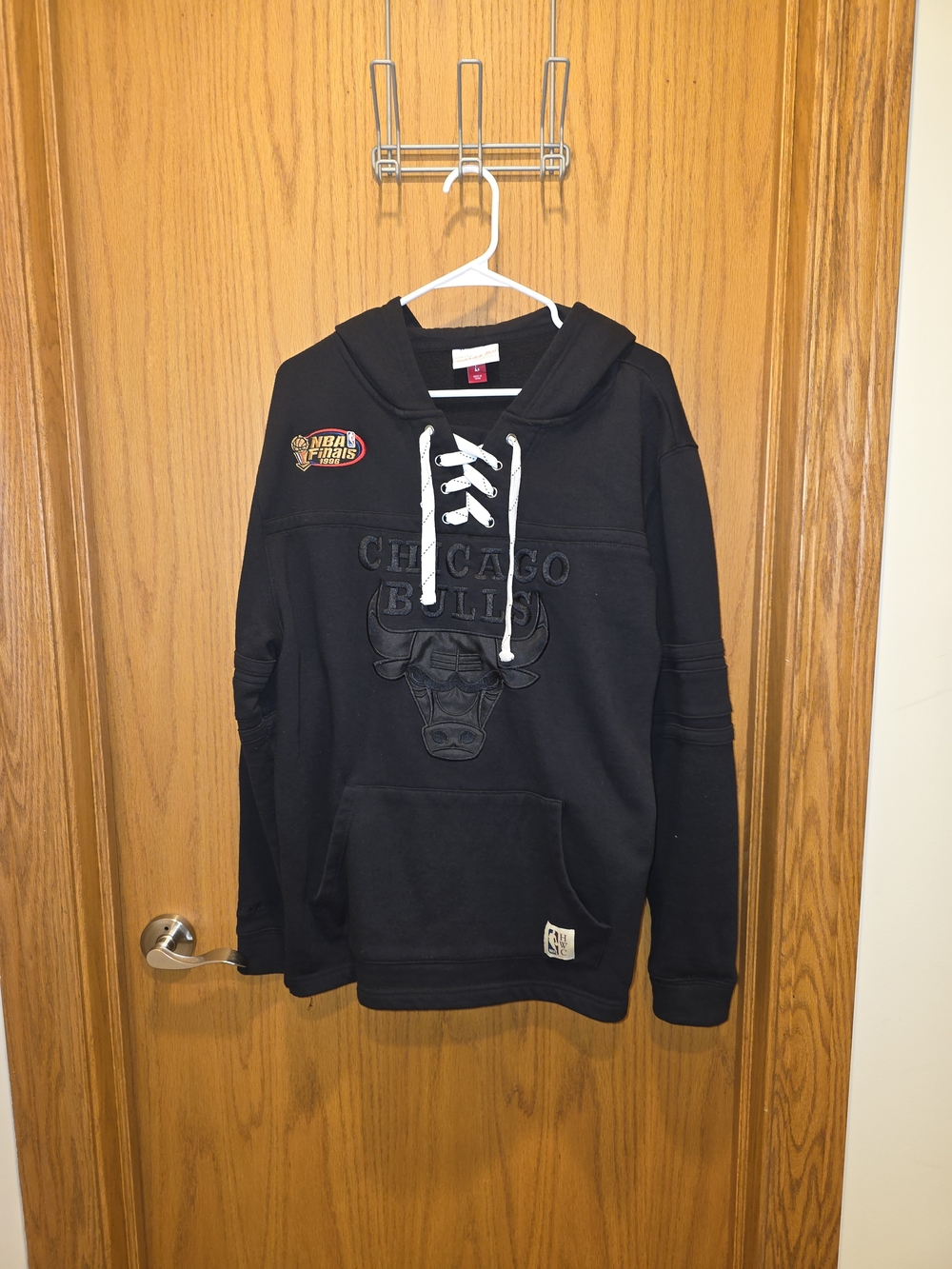 Mitchell & Ness Black Chicago Bulls Lace-Up Pullover Hoodie